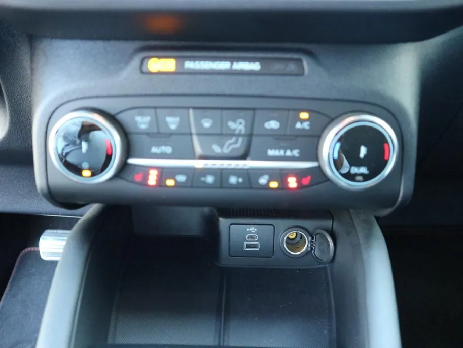 Ford Kuga 2.5 PHEV ST-Line X | TREKHAAK | ADAP CRUISE | HUD | WINTER |