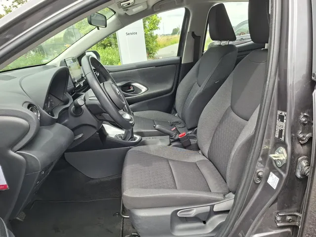 Toyota Yaris 1.0 VVT-i Active NAVI | CRUISE | CAMERA | NL-auto | rijklaarprijs !!