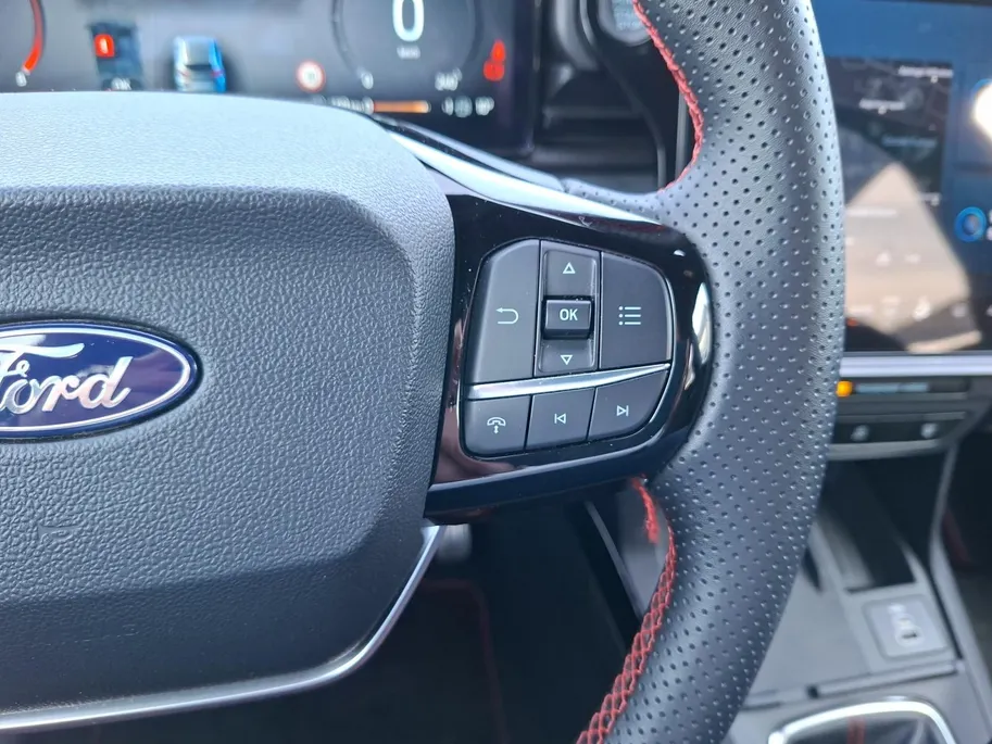Ford Puma 1.0 EcoBoost Hybrid ST-Line 125pk | Stoel- stuur en voorruitverwarming | Navigatie | Cruise control