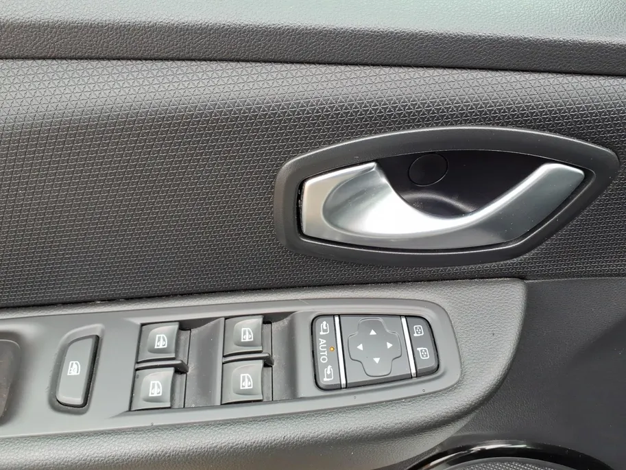 Renault Clio 0.9 TCe Bose Premium audio systeem Bose | Navigatie | Airco/ecc | stoel verwarming | 1 jaar garantie