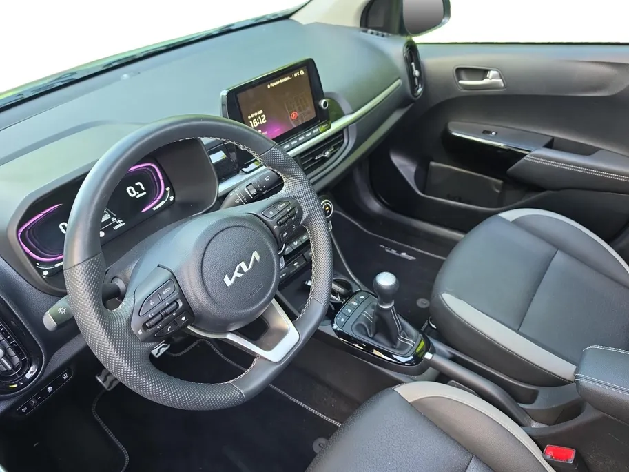 Kia Picanto 1.0 DPI GT-Line | Stoel + stuurverwarming | Lederen bekleding | Schuif/kanteldak | Navigatie | Parkeersensoren achter