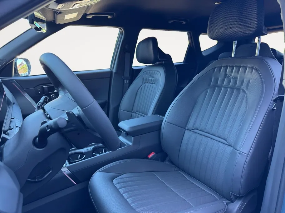 Kia Seltos X-Line Advanced 1.6 GDi Hybrid | Nieuw model! | Head-up display | Harman Kardon Speakers | 19' velgen | Nu met €1.000,- inruilpremie!