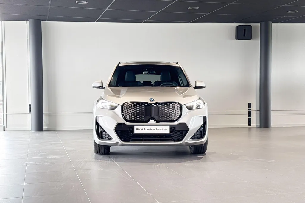 BMW iX1 eDrive20 67 kWh
