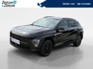 Hyundai Kona Electric Long Range Pure Edition 64.8 kWh | SUPER GAVE ACTIE, NU TOT €1.500,- KORTING | OP=OP | IN DIVERSE KLEUREN |