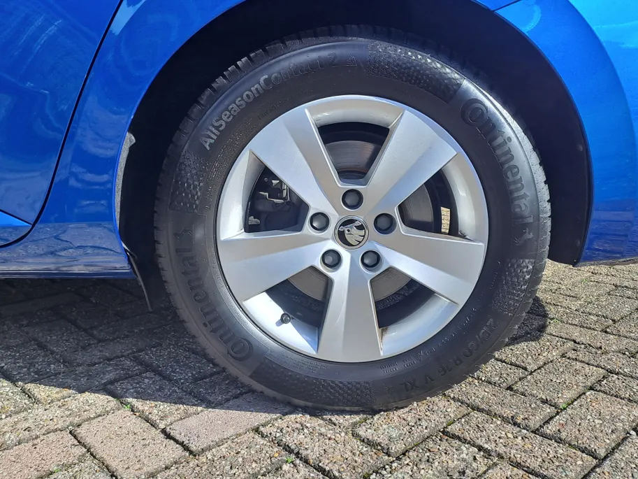 Škoda Superb Combi 1.5 TSI ACT Business Edition AUTOMAAT | Navigatie | Apple Carplay/Android Auto | Cruise / Sensoren