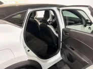 Renault Captur 145PK E-Tech Full Hybrid Techno Automaat | 1e eigenaar | Navi | Camera | Parkeersensoren | Climate Control | Apple CarPlay/Android Auto | Cruise Control | Lichtmetalen Velgen | Licht & Regen Sensor |