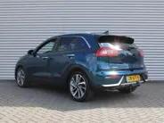 Kia Niro 1.6 GDi Hybrid ExecutiveLine | Trekhaak | Stuur-/stoelverwarming + ventilatie | Camera | Cruise adapt. | 18' LM | Leer | JBL audio |