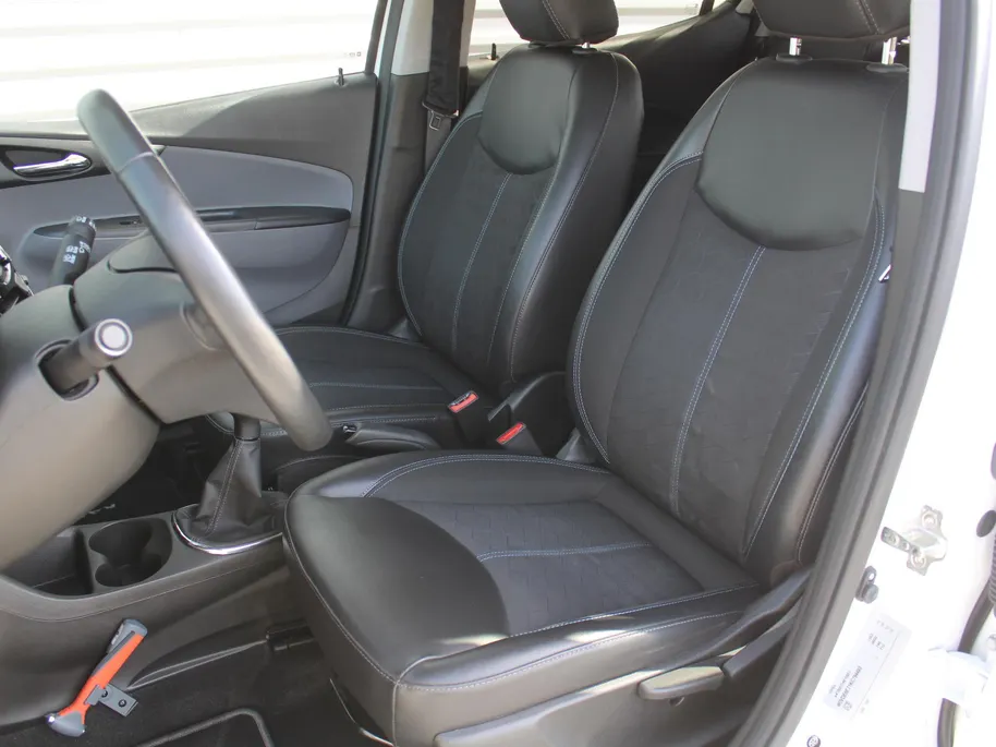 Opel KARL 1.0 ecoFLEX Innovation | Navi | LM Velgen | All Seasons | Cruise | PDC | Clima | Stoelverwarming | Stuur verwarmd |