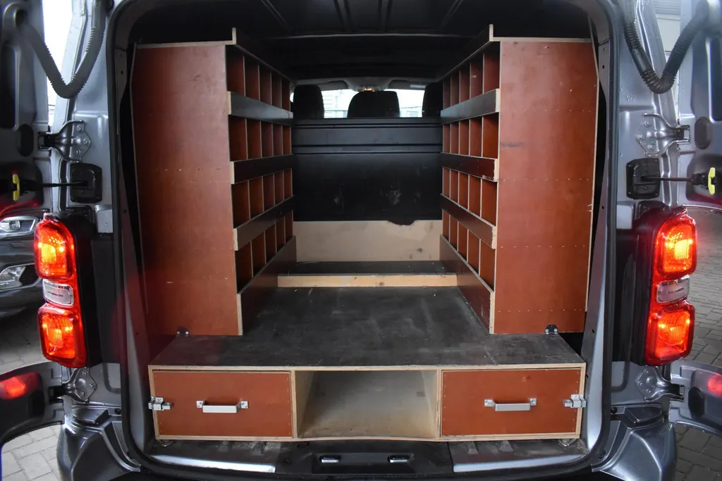 Citroën Jumpy 2.0 BlueHDI 120 XL Driver Dubbele Cabine |Zeer nette auto| Lichtmetalen velgen| Achteruitrijcamera| Lock systeem|