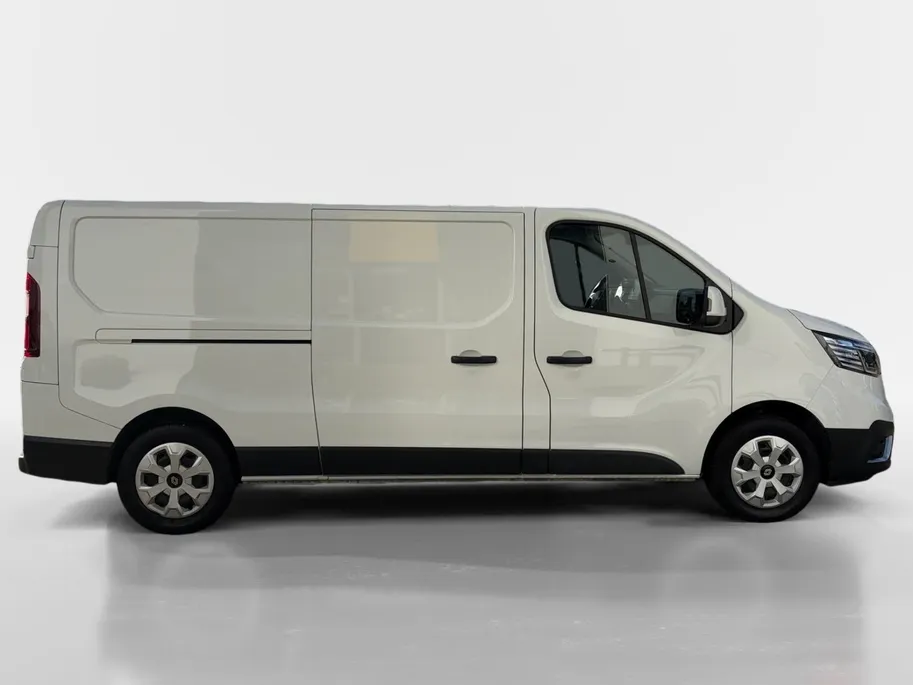 Renault Trafic 130PK Blue dCi T30 L2H1 Advance | 1ste Eigenaar | Trekhaak 2500 KG Trekgewicht | Apple Carplay/Android Auto | Climate Control | Cruise Control | Parkeersensoren |