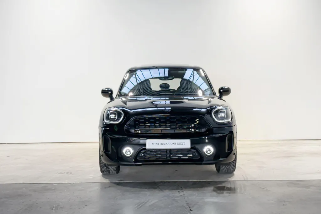MINI Countryman Cooper SE ALL4 Essence