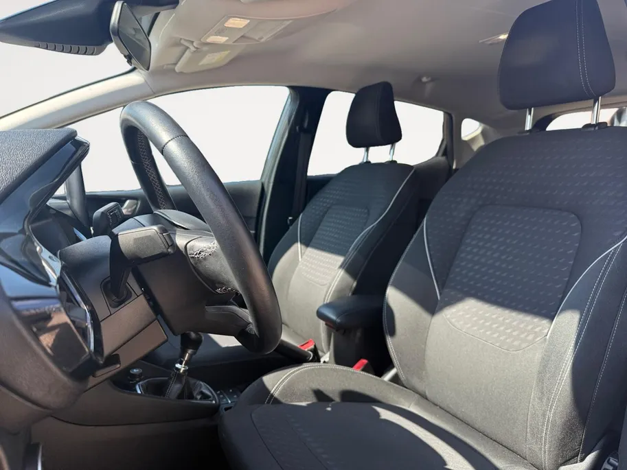 Ford Fiesta 1.5 TDCi Titanium Lease Edition | 1ste eigenaar | Volledig Zeeuw & Zeeuw Onderhouden | Winter Pack | Achteruitrijcamera | Apple Carplay & Android Auto |