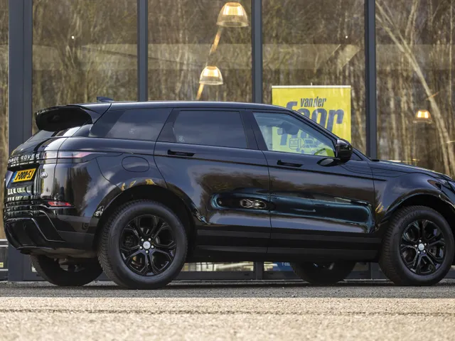 Land Rover Range Rover Evoque 2.0 D180 AWD R-Dynamic S