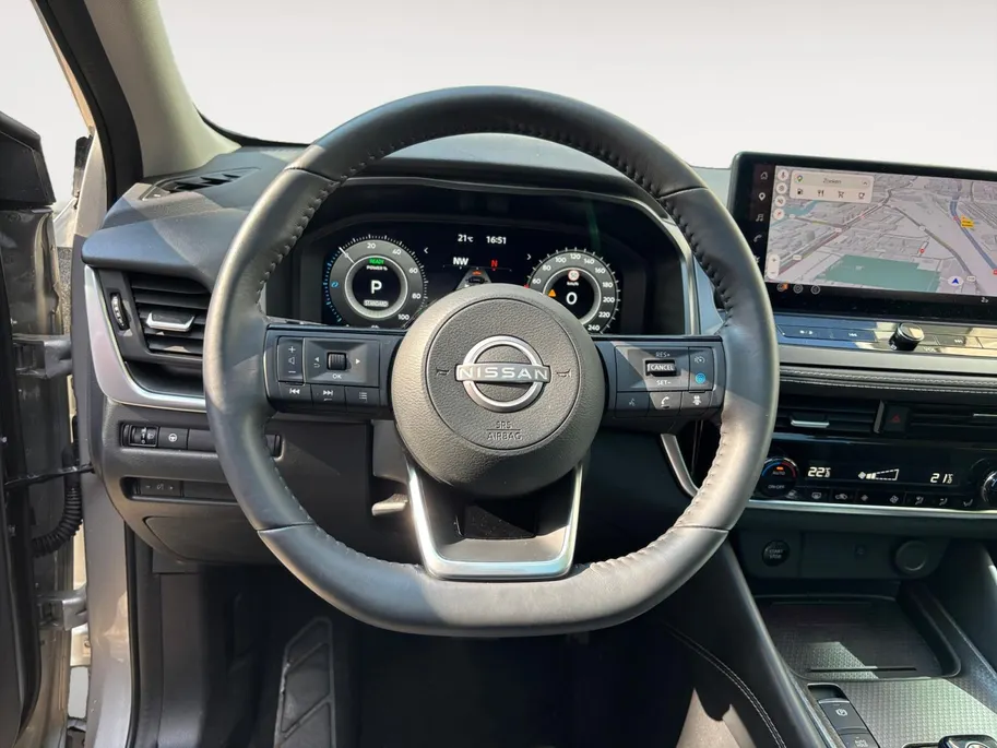 Nissan QASHQAI 1.5 e-Power N-Connecta | Navigatie | Google Built-in | Adaptive Cruise Control | Climate Control | 360 camera | Parkeersensoren rondom | Lichtmetalen velgen | Panorama dak |