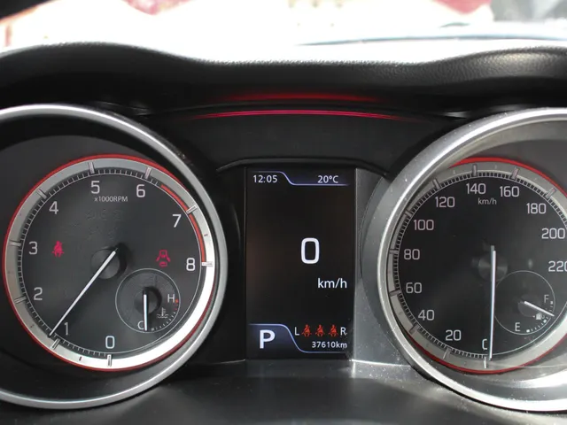 Suzuki Swift 1.2 Style Smart Hybrid Automaat | Navi | Adap. Cruise | Clima | Camera | Lm-Velgen