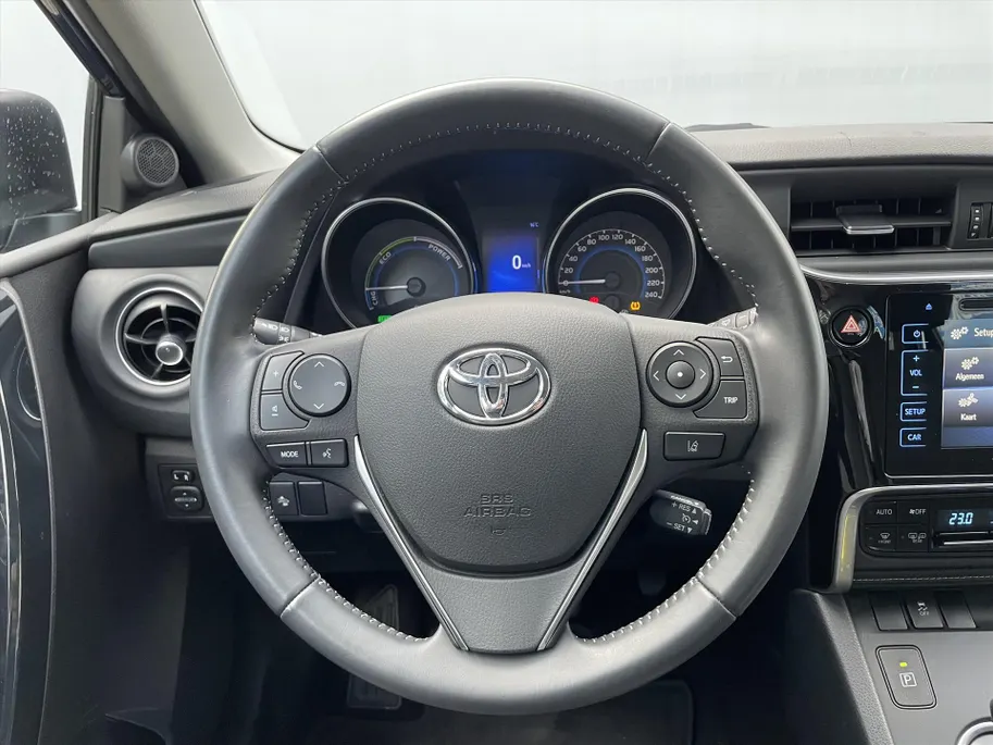 Toyota Auris 1.8 Hybrid CVT Active / Allseasonbanden / Climate en cruisecontrol! /