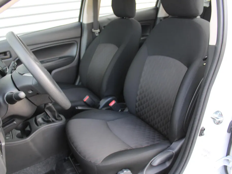 Mitsubishi Space Star 1.2 Connect+ | Airco | Apple Carplay | Android Auto | Licht-/regensensor | Weinig km |