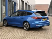 Ford Focus Wagon 1.0 EcoBoost ST Line 125 PK WINTER PACK I LEDEREN BEKLEDING I APPLE CARPLAY / ANDROID AUTO I ' 18 ' VELGEN I