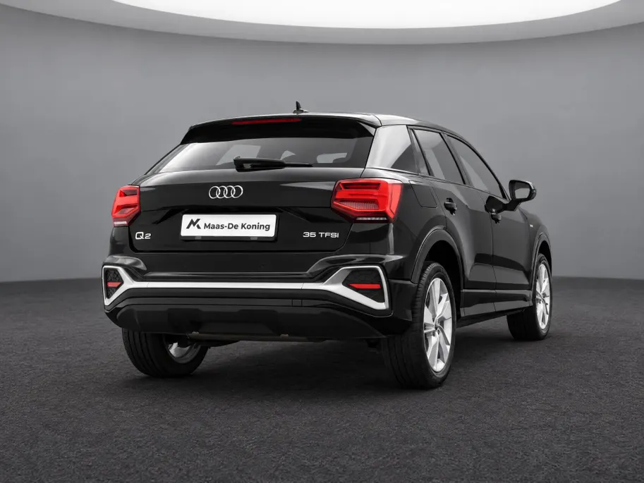 Audi Q2 35 TFSI 150pk S Edition · Camera · Matrix LED · Apple/Android Car Play · Adaptive Cruise Control · Stoelverwarming · Verkeersbord Detectie · Virtual Cockpit ·