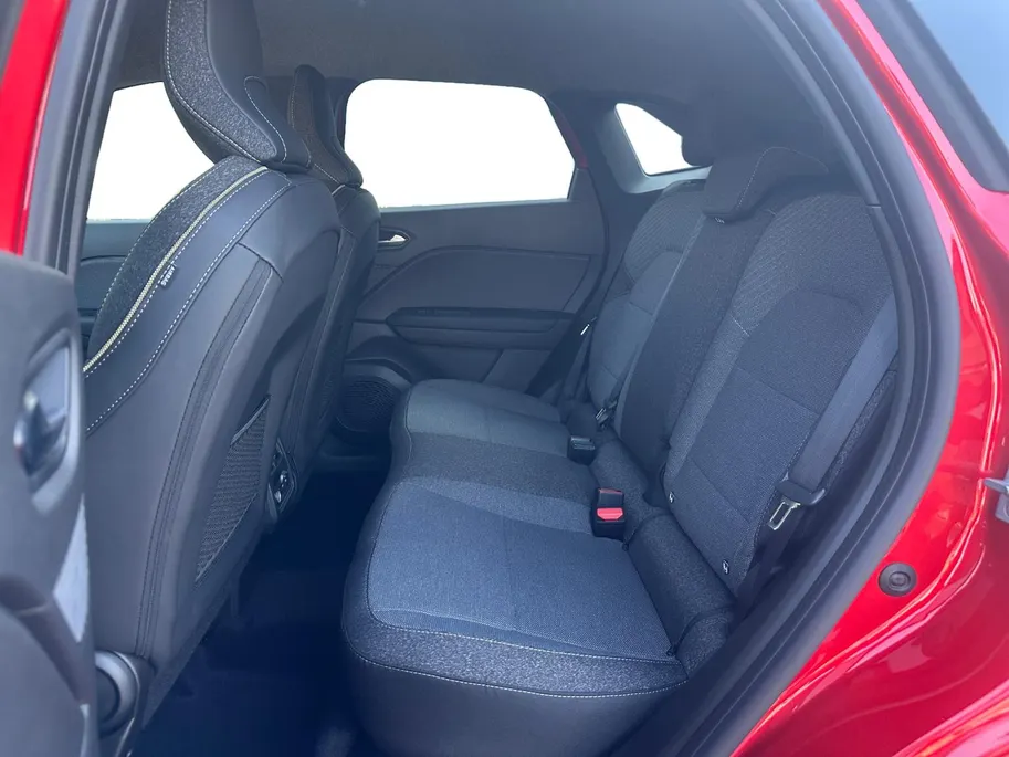 Mitsubishi Grandis 1.8 HEV First Edition | 3.000 Euro Korting | Snel Leverbaar | 8 Jaar Garantie |