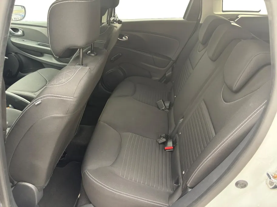 Renault Clio Estate 0.9 TCe Limited | Navigatie | Airco | Cruise Control | LM Velgen | 1e Eigenaar Dealeronderhouden