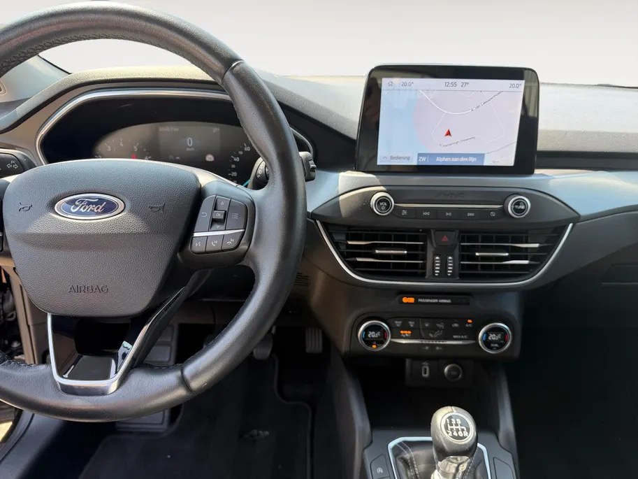Ford Focus 1.0 EcoBoost Active Business | Parkeersensoren voor en achter | Navigatie | 17' lichtmetalen velgen | Apple carplay & Android auto | Keyless entry | Bovag garantie |
