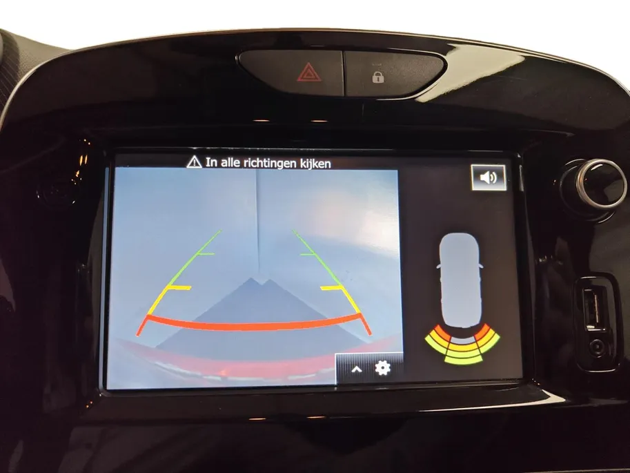 Renault Clio 0.9 TCe Limited NAVI AIRCO CAMERA CRUISE CONTROLE LM VELGEN 5 DEURS PAS 24000KM DEALER ONDERHOUDEN ORGINEEL NEDERLANDSE AUTO 12 MAANDEN GARANTIE