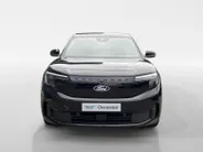 Ford Explorer Premium Extended Range RWD 77 kWh | Full Option | Black uitvoering | Trekhaak | Dealer onderhouden | AGR stoelen 12-wegs verstelbaar 21 inch wielen | Panoramadak | 1e eigenaar |