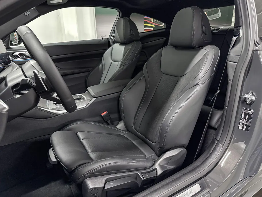 BMW 4 Serie Coupé 420i High Executive