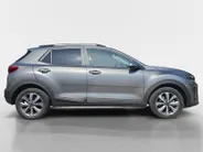 Kia Stonic 1.0 T-GDi MHEV DynamicPlusLine | Navigatie | Climate control | Stoel + Stuur verwarming | Parkeer camera achter