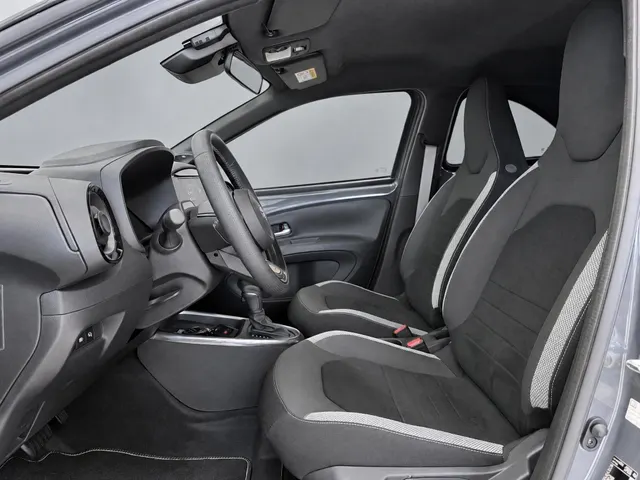 Toyota Aygo X Hybrid 115 GR Sport | Nieuw Uit Voorraad |