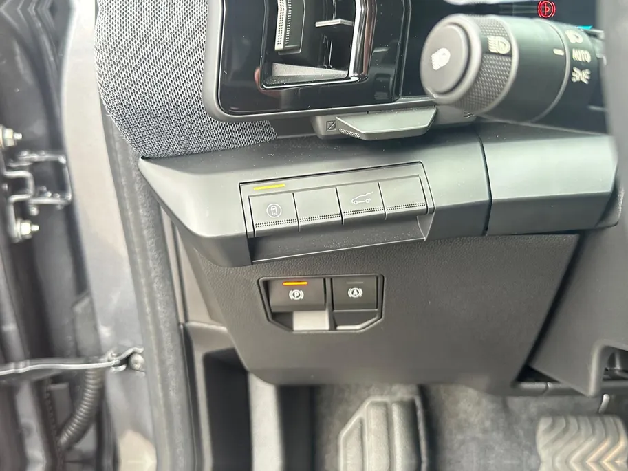 Renault Scénic E-Tech EV60 comfort range techno | 100% Elektrisch | 60 kWh Accu | Comfort Range | Techno Uitvoering | Tot ca. 430 km Actieradius (WLTP) | Google Navigatie | Adaptive Cruise Control | Achteruitrijcamera | Apple CarPlay & Android Auto | Snelladen | Warmtep