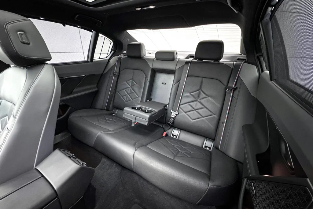 BMW 5 Serie Sedan 550e xDrive