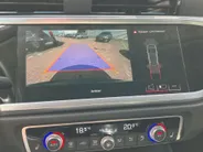 Audi Q3 35TFSI 150PK S-Line · Camera · Trekhaak · Panoramadak · Stoelverwarming · Apple/Android Car Play · Dodehoeksensoren ·