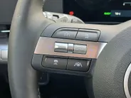 Hyundai Kona 64,8 kWh 204pk Pure Edition + Comfort Pack / DIRECT LEVERBAAR! / Demonstratieauto / 19' velgen!