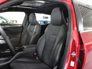 Suzuki e Vitara Style 61 kWh / Stoel + Stuurverwarming / 360° Camera / Navigatie /