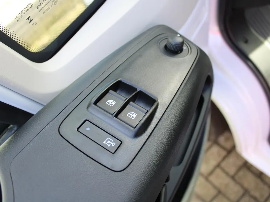 Opel Movano 2.2D 140 S&S L2H2 3.5t | BPM Vrij | Keyless Entry | Camera | Carplay | Cruise | Draadloos laden |