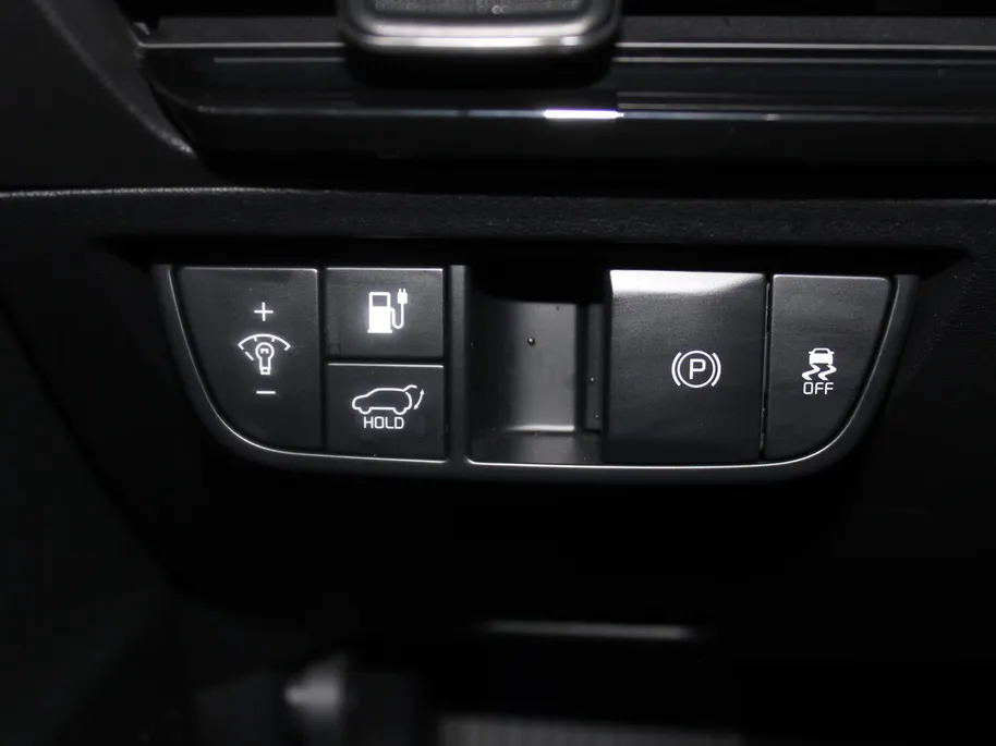 Kia EV6 Edition Advanced 77.4 kWh | Navi | Airco | 20" LM | Camera | Elektrische klep | BTW auto | 17% bijtelling |