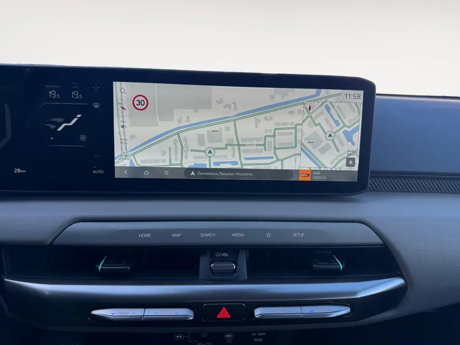 Kia EV4 Air 58.3 kWh | Stoel + Stuurverwarming | Navigatie | Climate control | Adaptieve cruis control | Keyless | DEMO