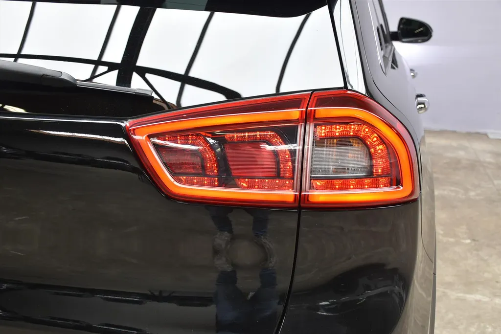 Kia Niro 1.6 GDi Hybrid 141pk DCT6 ExecutiveLine