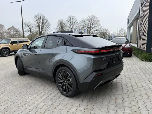 Toyota C-HR+ Executive AWD 77 kWh | Executive Plus Pack |