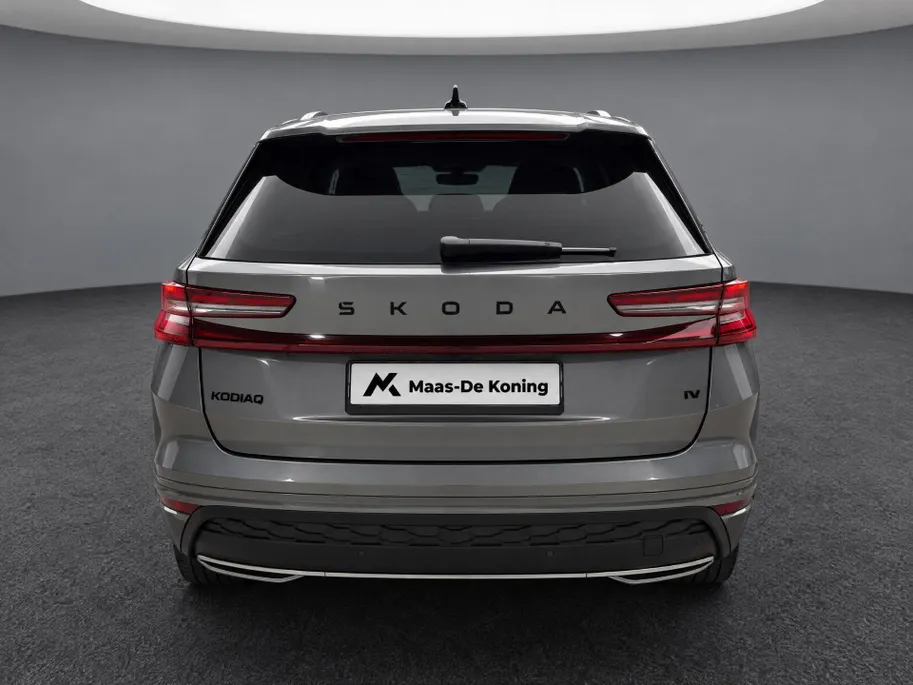 Škoda Kodiaq 1.5 TSI 204pk PHEV Sportline Business · Wegklapbare Trekhaak · 360 Camera · Apple/Android Car Play · Elek. Voorstoel · 19'' Inch · Garantie t/m 09-03-2030 of 100.000km