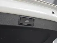 Škoda Octavia Combi 1.4TSI/245PK iV PHEV RS DSG · Panoramadak · Camera · Stoel + achterbank verwarmd · Canton Audio · Apple/Android Car Play ·