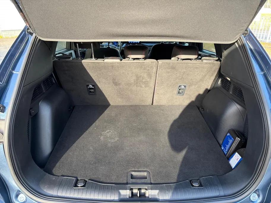 Ford Kuga 2.5 PHEV ST-Line 225PK | Adaptieve Cruise Control | BLIS | Trekhaak | Apple/Android Carplay | Keyless Entry | Climate Control |