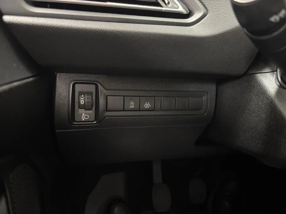 Peugeot 308 1.2 PureTech Allure APPLE CARPLAY ANDROID AUTO CAMERA PARKEERSENSOREN 5 DEURS LM VELGEN PAS 17000KM VOLLEDIGE DEALER ONDERHOUDEN ALLES AANTOONBAAR