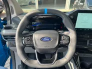 Ford E-Transit Custom 320 L2H1 MS/RT 71 kWh Dubbele Cabine 286 pk | NIEUW TE BESTELLEN | MS/RT Sports Pack | 19' LM velgen | Achterspoiler | Lederen bekleding - Financial Lease - 0,99% rente