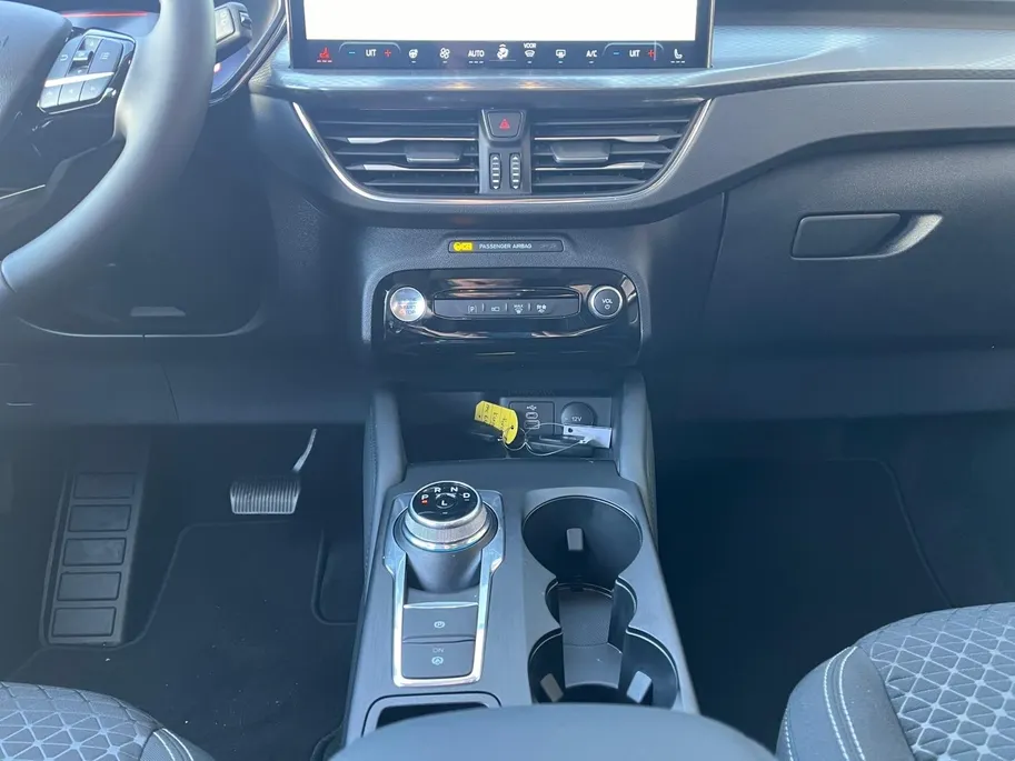 Ford Kuga 2.5 PHEV Titanium | Te Bestellen | Actiekorting €4000,- | 2100KG Trekgewicht | Adaptieve Cruise Control | 360 Camera |
