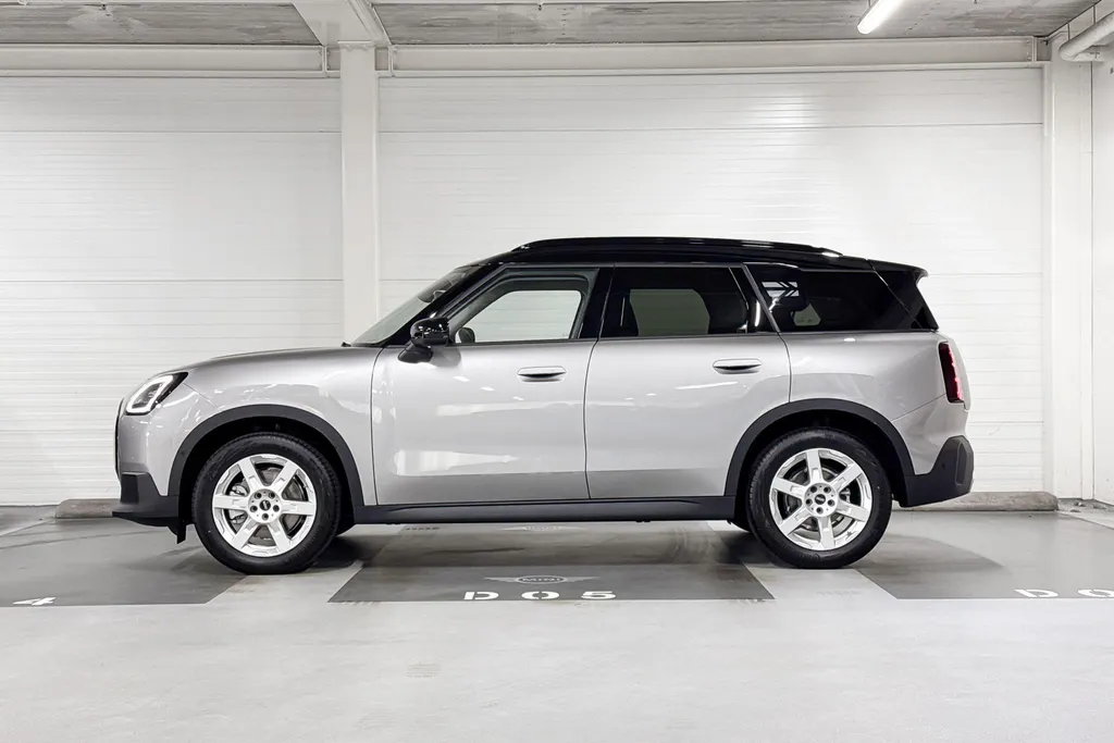 MINI Countryman C