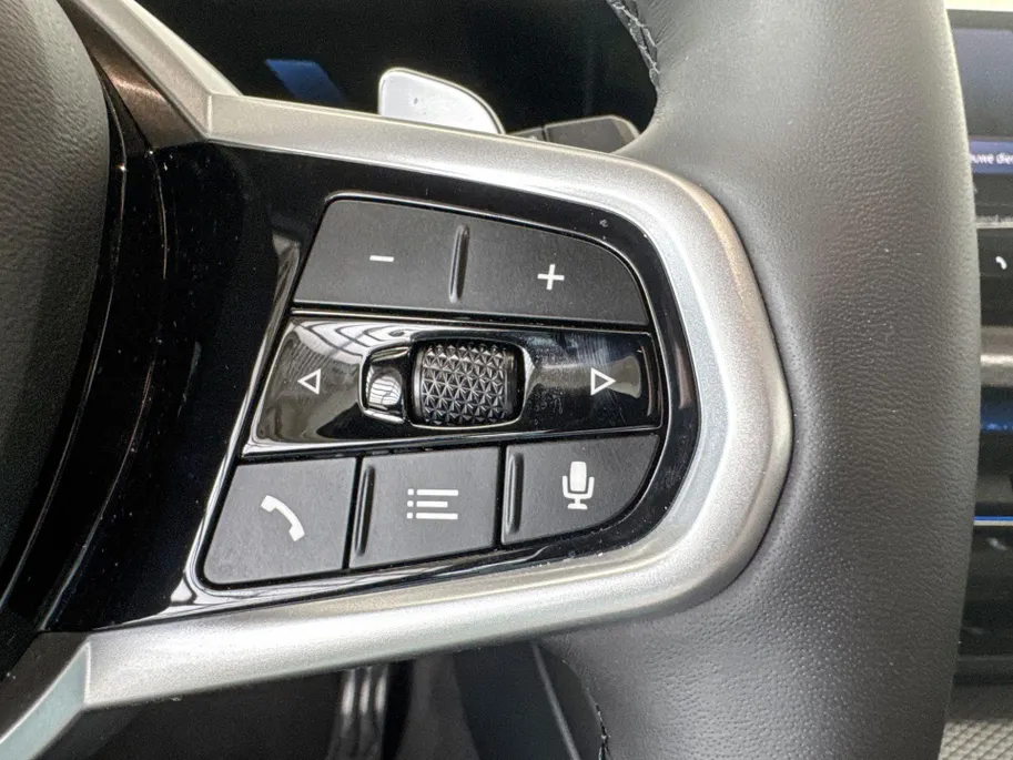 BMW 3 Serie Touring 330e Comfort Pack M Sport Edition M Sportpakket