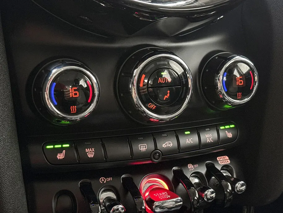 MINI Cooper 5-deurs Cooper Camden Edition